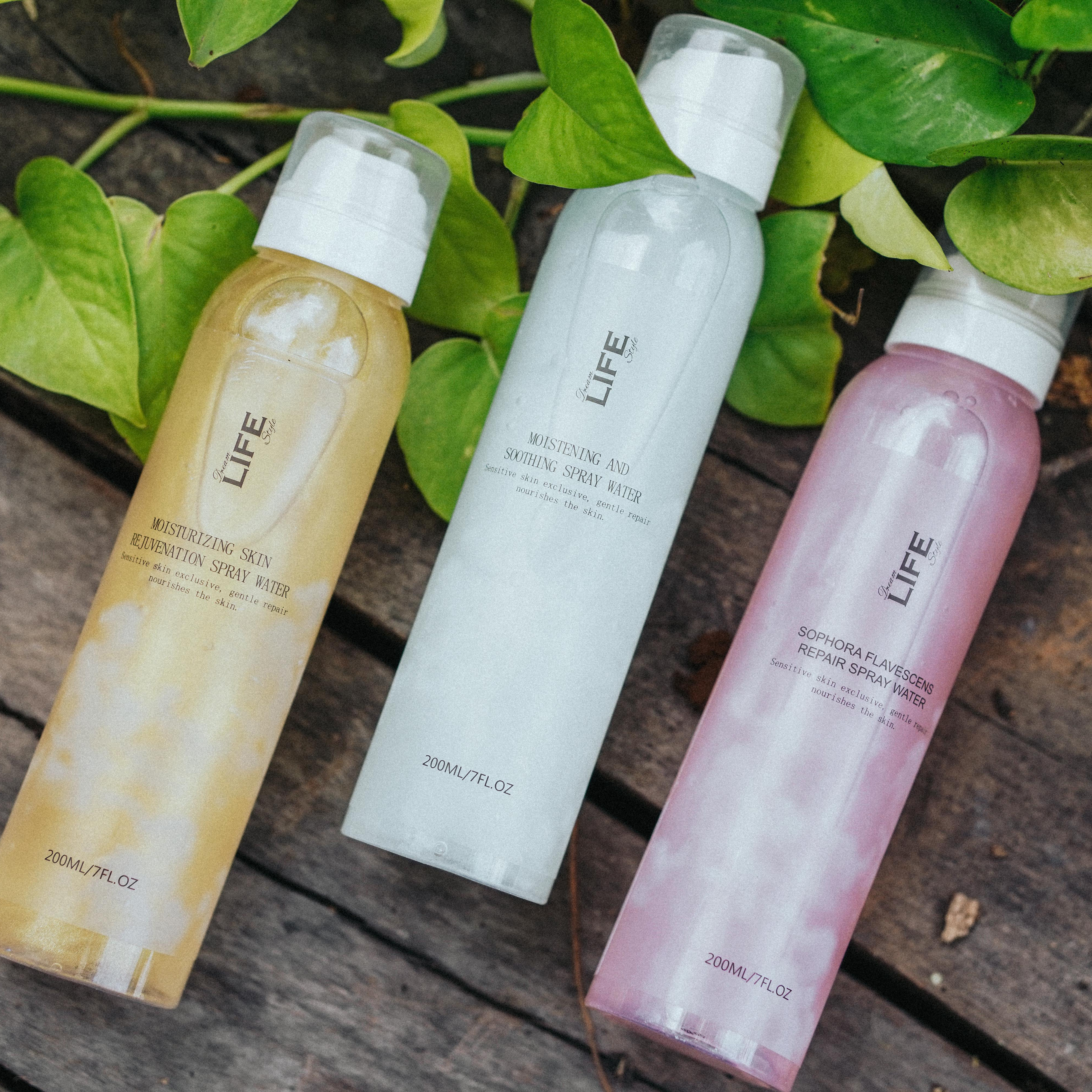 Life Moisturizing Skin Rejuvenation Spray water